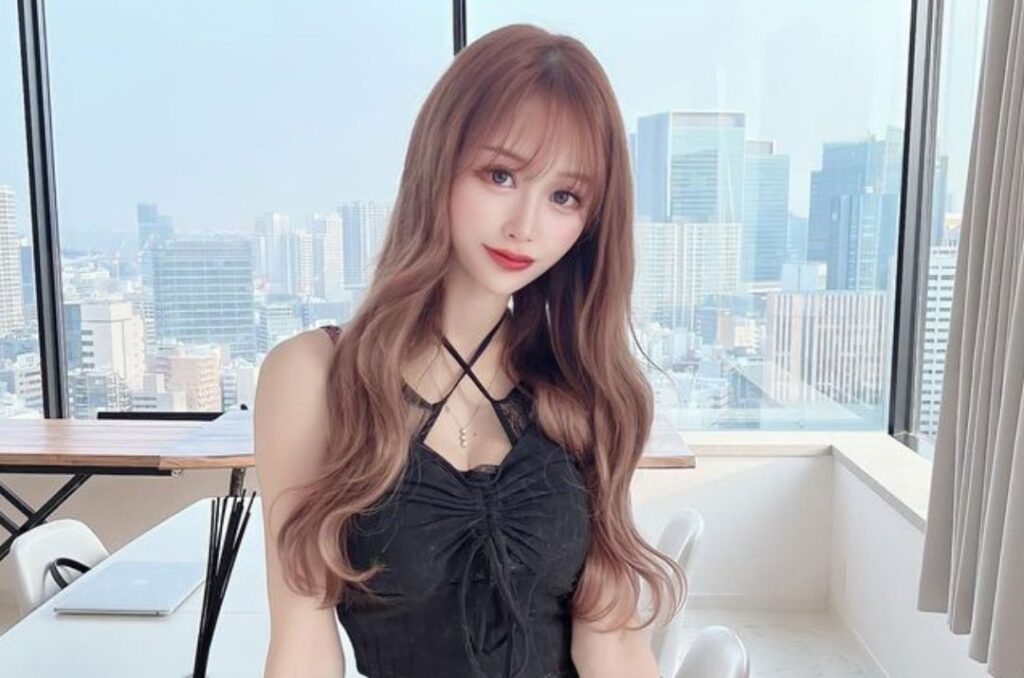 Sexy South Korean lady