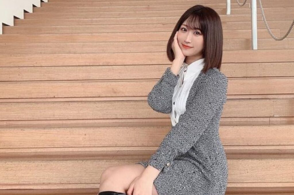 Single Chinese woman