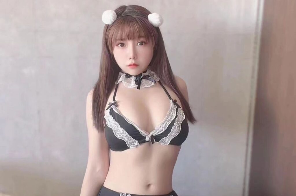 Cute Korean girl