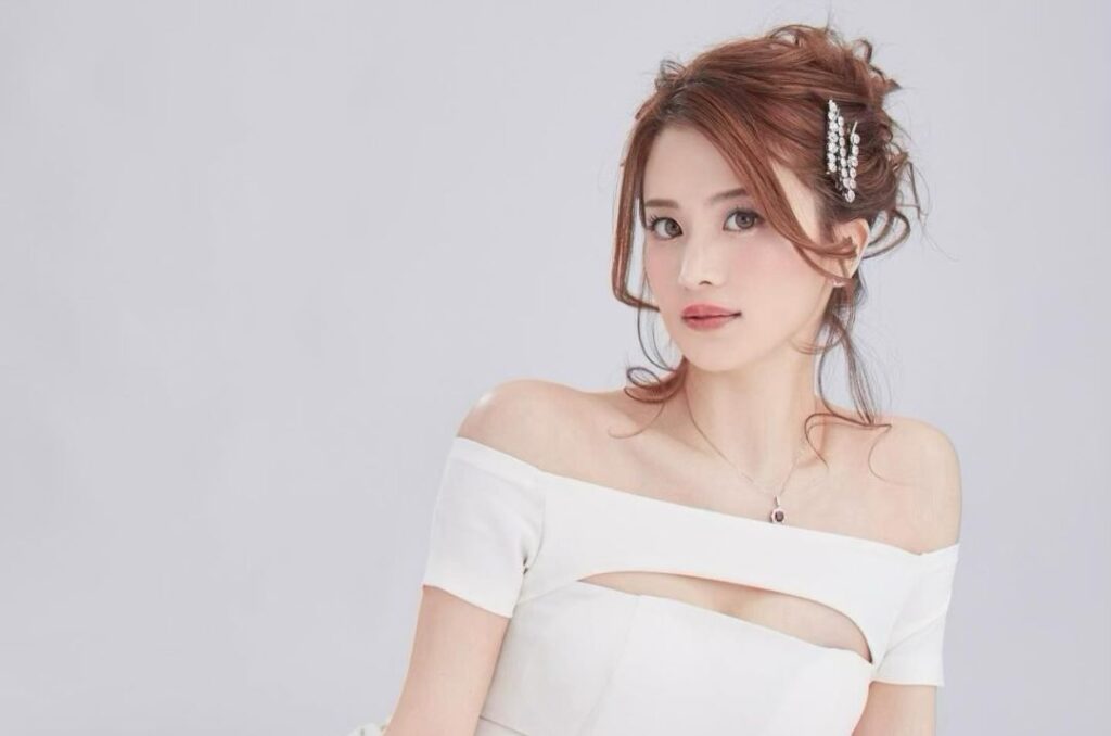 Beautiful Asian bride