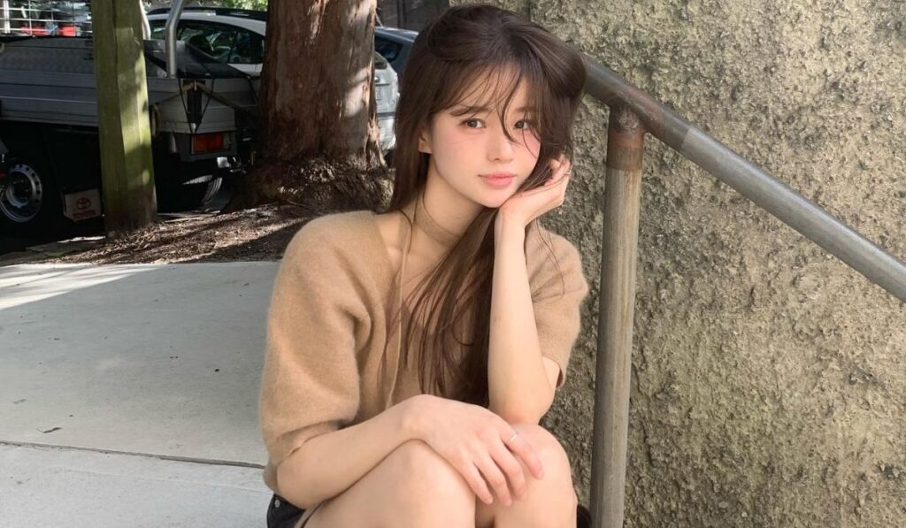 Beautiful Japanese girl